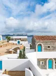 Mucho Luxe Resort & Villas