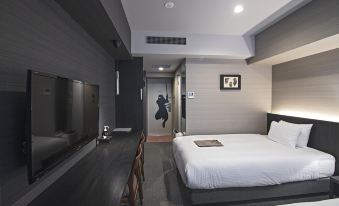 Hotel Ninja Black