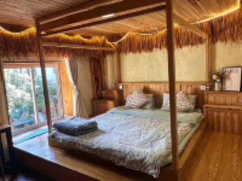 德欽雨崩覺色酥油茶客棧