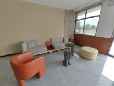 Yixuan Anlai Hotel (Shaoshan Railway Station Branch)