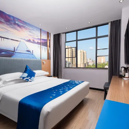 Yeste Hotel (Jianli Jinyuan Materials Market)