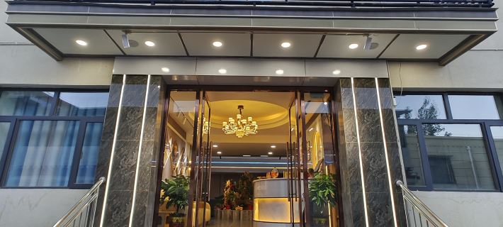 โรงแรมฮอลิเดย์ อินน์ วิว ฟิลิปป์ โรงแรมในผู่หลาน