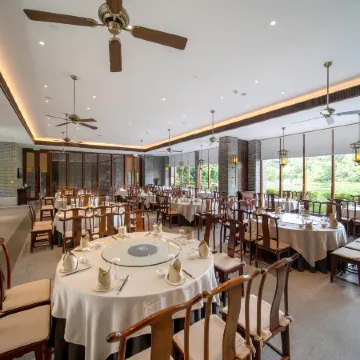 Yunfu Xinxing Chanquan Resort Hotel