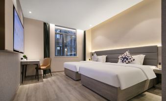 Palace Hotel (Wuhan Guanggu Financial Port Engineering University)