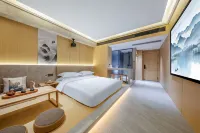 Kunming Guanyun Hotel (Dounan Flower Market)