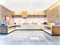Magnolia Hotel (Zaozhuang High-Speed Rail Station / Zaozhuang University Branch) - parkir