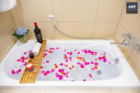 Joy Apartment Tây Hồ