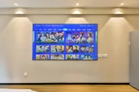 Hanmi  Hotel (Dalian Venice Water City Gangdong 5th Street)