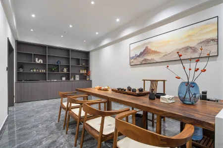 Pan'an Linyue Homestay Отели рядом с достопримечательностью «Pan'an Wulongyuan Scenic Area»