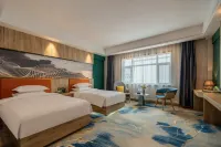 Three Thousand Miles Hotel