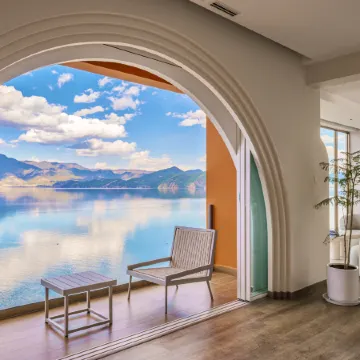 Sanseyunhe LuguLake Hotel