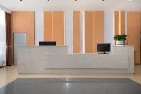 Renhe Hotel (Panzhihua Renhe Square High-speed Railway Station) - spa