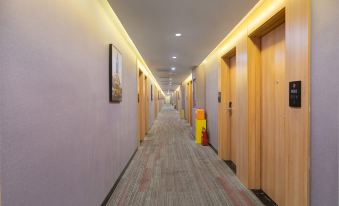 Shankee Hotel (Taiyuan Xinghualing District Racetrack)