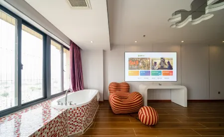 XiangDa Hotel Отели рядом с достопримечательностью «Liuao Emerald Bay»