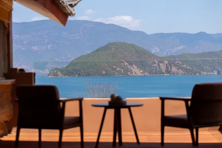 Baiyun Jinsu Lake View Holiday Hotel