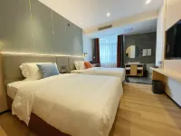 Fengqing Taihe Serenity Boutique Hotel (Fengqing Bus Station) Hotels in Fengqing