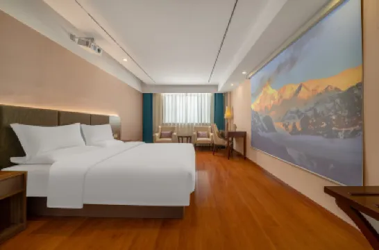 Home Inn Baiyun Hotel (Jinan Jiyang Huayang Road) Hotels in Jinan