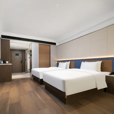 Grand Madison Hotel Longsen (Yellow Crane Tower Zhongnan Road Subway Station)