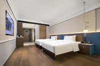 Grand Madison Hotel Longsen (Yellow Crane Tower Zhongnan Road Subway Station)