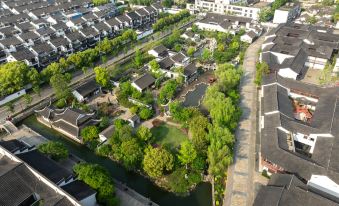 Atour Hotel Suzhou Bao'en Temple Taohuawu Street