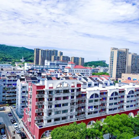 Daishan Zhenshang Hotel (Cultural Square Anlan Road Pedestrian Street Branch)