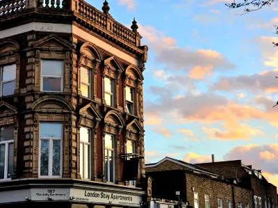 London Stay Apartments Hotels near The London Theatre