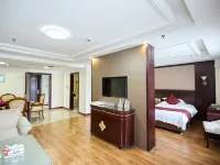 五常市和平大飯店 鄰近月牙湖風景區的酒店