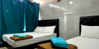 Bukit Beruntung Business Hotel - Habitación Triple