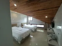 Yiyuan Homestay - Balkon