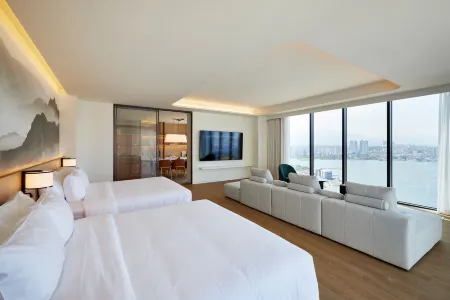 Homm Marina Sokcho Отели рядом с достопримечательностью «Cheongchoho Lake»