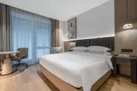 Ningbo Huayingyue Hotel (Tianyi Square City God Temple Commercial Pedestrian Street Store) - 3-Star