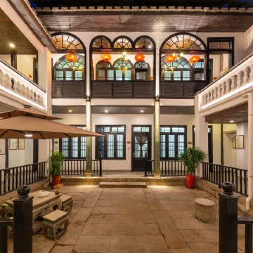 Juchunyuan Hotel (Fuzhou Sanfang Qixiang) Отели рядом с достопримечательностью «Liu Qixian Former Residence»