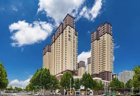 JI Hotel Gongyi Aolong Gangwan Branch Отели рядом с достопримечательностью «Kang Bai Wan Zhuang Yuan»