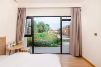 Nalati Green View Courtyard