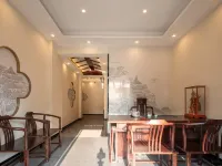 Wang Family No. 8 Courtyard Homestay (Wang Family Courtyard Ticket Office) 링스 호텔