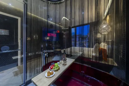 Pynt Hotel