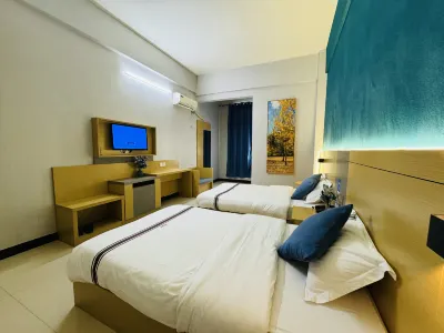 Dongxing Guotai Business Hotel