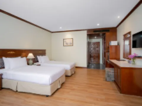 スター コンベンション ホテル ラヨーンのホテル