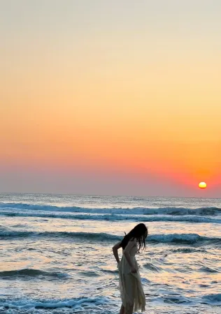 EHOUSE Rose Summer First Homestay（Shenzhou Peninsula Tourist Resort Tourist Highway Store） Отели рядом с достопримечательностью «Zhouzai Island»