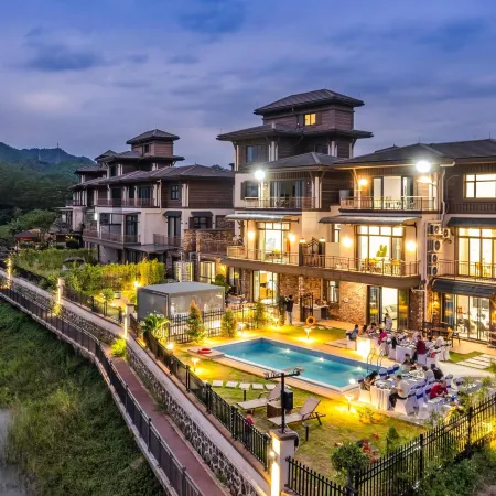 Qushu Midea Luhu Qileyuan Villa