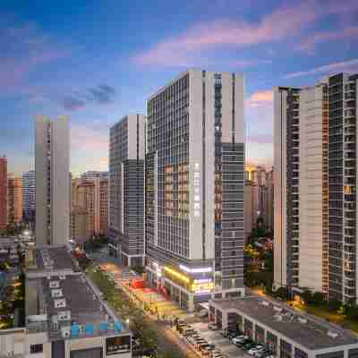 浜江萬璟ホテル（椰海大道美蘭空港） Hotel Exterior