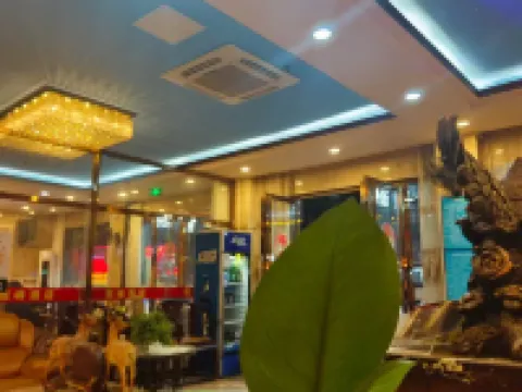 Lingshan Hengfeng Business Hotel Lingshan bus terminal branch Hotels in Lingshan