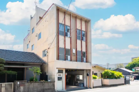 舒適住宿 MR1&MR2 酒店