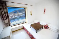 Xuegu Nannan Homestay - balcony