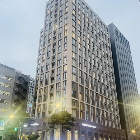 villiv Inn-The City Namsan Отели рядом с достопримечательностью «Станция метро Chungmuro»