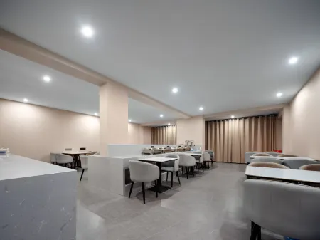 Huichen Hotel Yuhu District Xiangtan Station Branch Отели в г. Сянтань