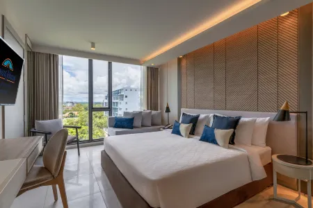 Howard Johnson by Wyndham Pattaya JC Отели рядом с достопримечательностью «Viewtalay Sands»