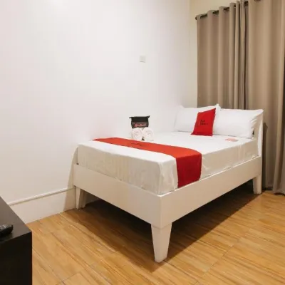 RedDoorz @ โฮสเทลก๋อไลท์โอลอัลเบย์ โรงแรมใกล้อัลเบย์ แอสโทรโดม