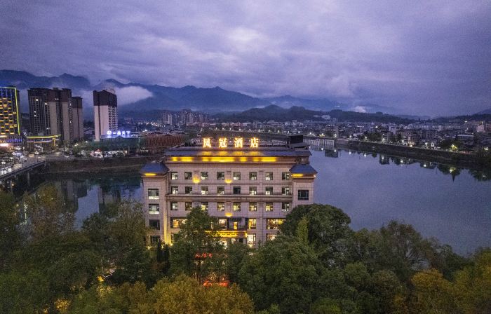 Feng'guan Hotel