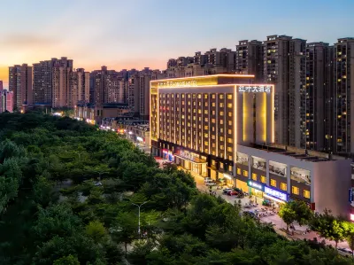 Hong Ye Hotel Hôtels à proximité de : Guangxi Yunde Group Lingma Passenger Transport Terminal